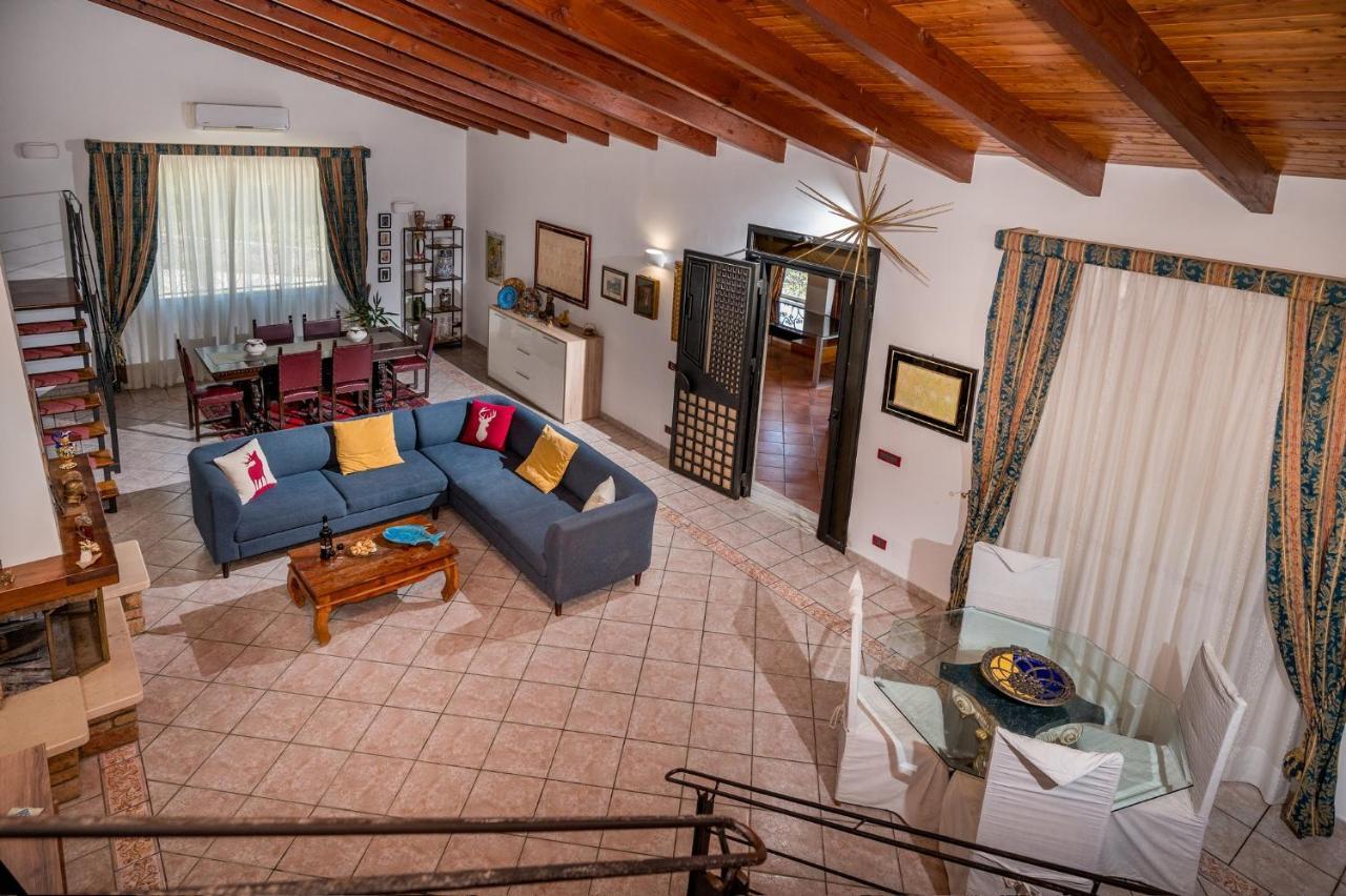 Villa Gagliardetta カステッランマーレ・デル・ゴルフォ エクステリア 写真